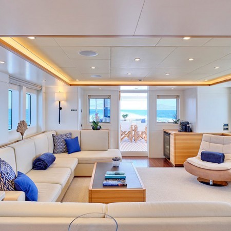 Salon at 3D yacht