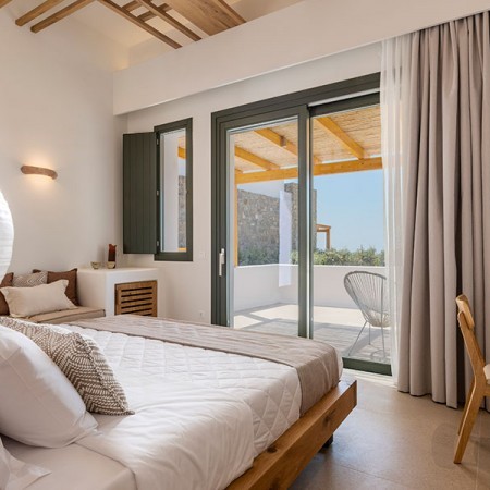 5 Suites for Rent in Paranga - Mykonos Gold