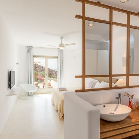 8 bedroom villa in Myconos island