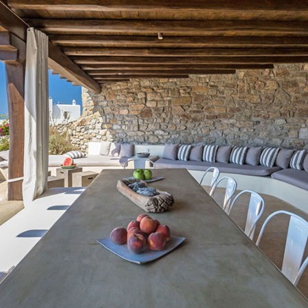 outdoor lounge area at villa Largo Mykonos