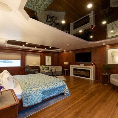 cabin on Adamaris yacht