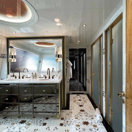 Benetti yacht charter Aelia