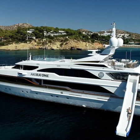 Akira One superyacht