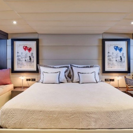 double cabin at Alaya yacht charter