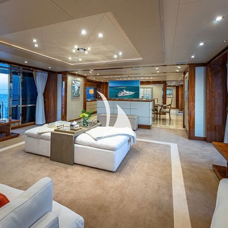 living room of Alessandra III superyacht
