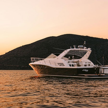 Almi - Uniesse yacht charter in Greece