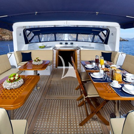 Amadeus yacht