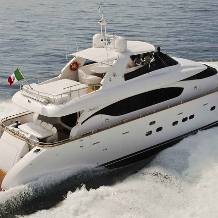 Anasa yacht charter Maiora