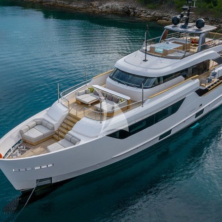 ANDIAMO Yacht | Charter the 35.75 Sanlorenzo