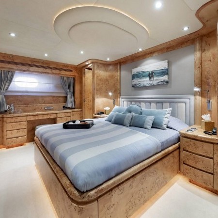 Master bedroom on Andilis yacht charter