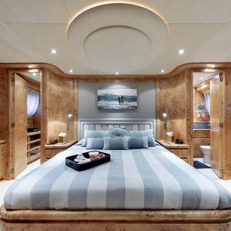 Master bedroom on Andilis yacht charter