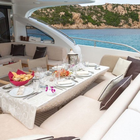 alfresco dining on board