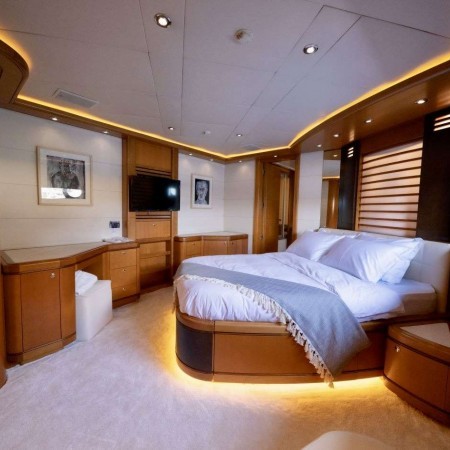 double cabin on Ariela superyacht