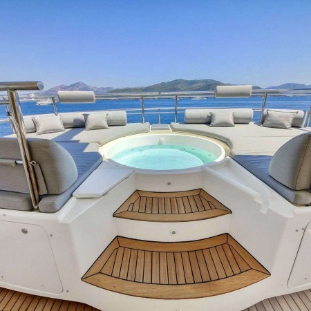 Ariela yacht charter with Jacuzzi