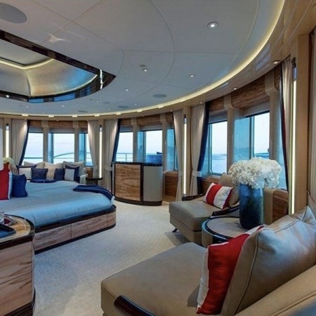 Arience yacht Master cabin