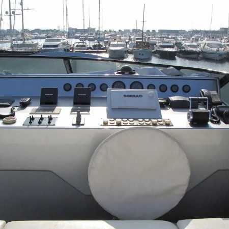 Baglietto 100 yacht Mykonos