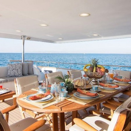 alfresco dining on deck