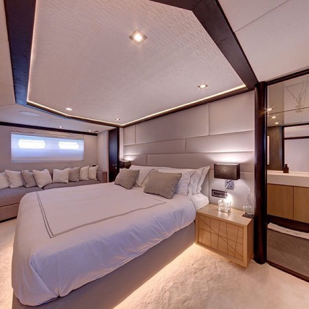 double cabin at Benik superyacht