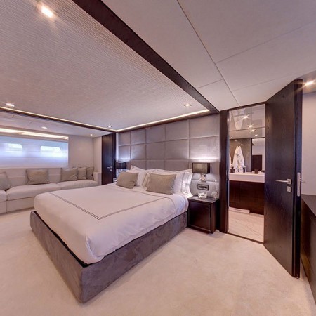 Benik yacht charter cabin