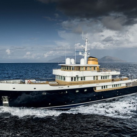 Blue II yacht charter