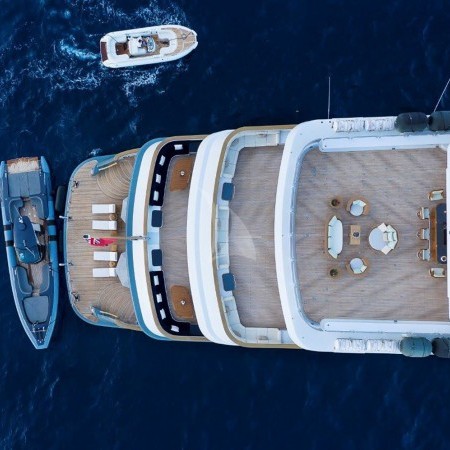 Boadicea mega yacht