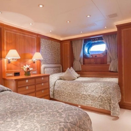 Burrasca sailing yacht twin cabin