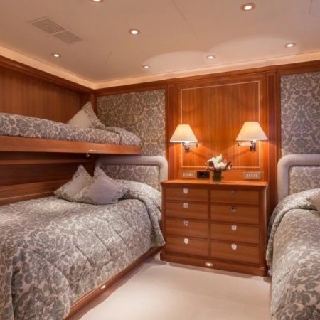 Burrasca yacht twin cabin