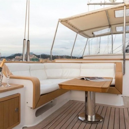 Burrasca yacht Jacuzzi