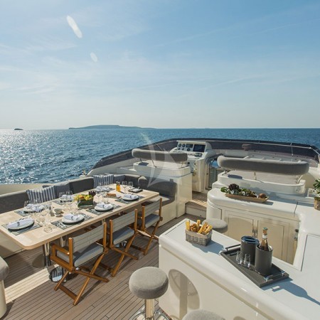 Champagne Seas yacht charter