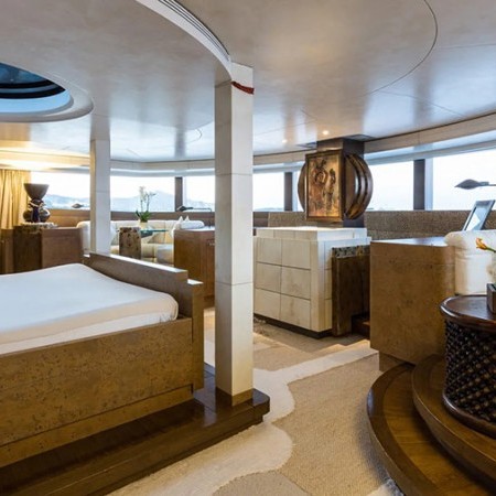 Coral Ocean yacht charter cabin