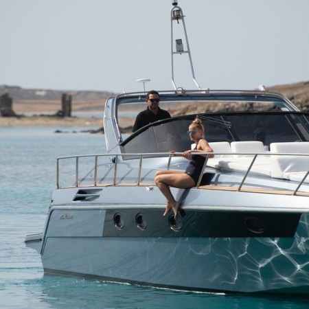 Cranchi yacht Mykonos daily charters