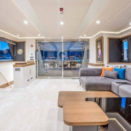 salon at Deep Water yacht