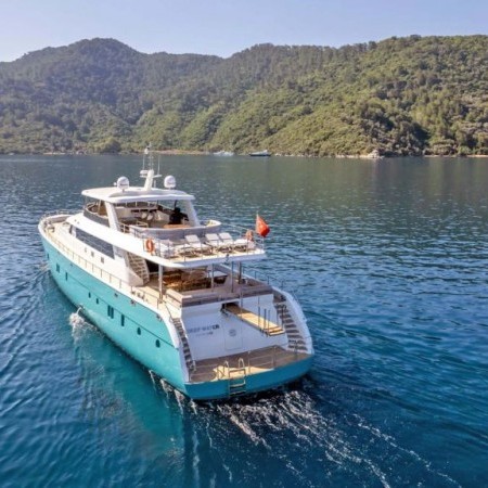 aerial view of Deep Water superyacht