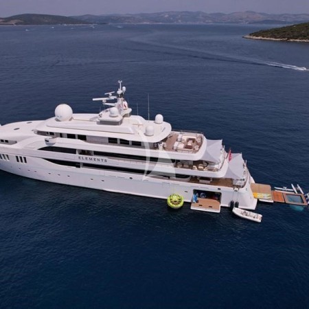 superyacht Mykonos chartersuperyacht Mykonos