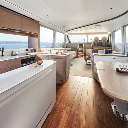 ELIZABETH Yacht Charter | 22.31m Princess