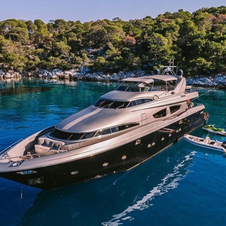 Elvi yacht Greece