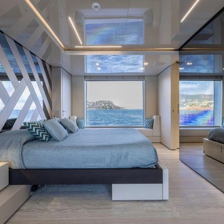 Emocean yacht double cabin