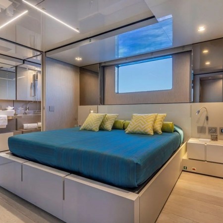 Emocean yacht double cabin