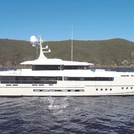 endeavour 2 yacht charter