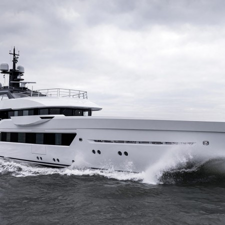 Entourage yacht charter