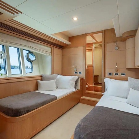 EOLIA Yacht Charter | 26.2m Ferretti