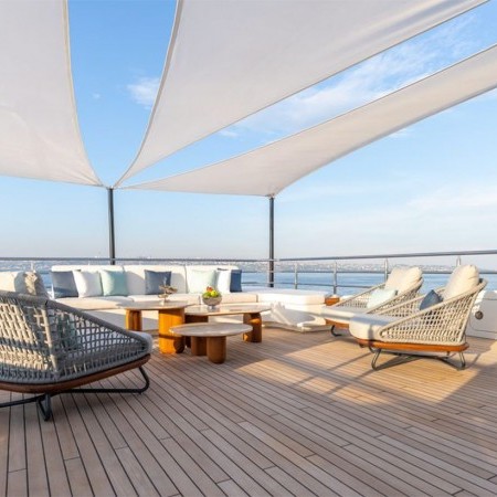 spacious deck lounge