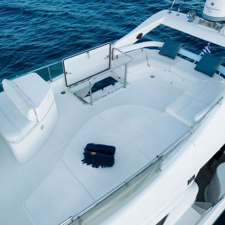 ferretti yacht charter Mykonos