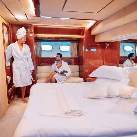 FERRETTI 80' | Mykonos Yacht for Rent