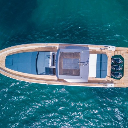 aerial photo of Fiart 39 yacht Mykonos