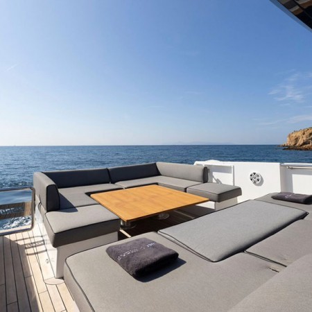 sunbeds at Fjord 48 yacht