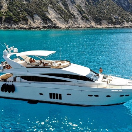 Gia Sena yacht charter in Greece