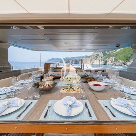 deck dining at Giraud Superyacht
