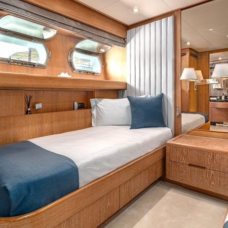 twin cabin on Gladius yacht in Greece