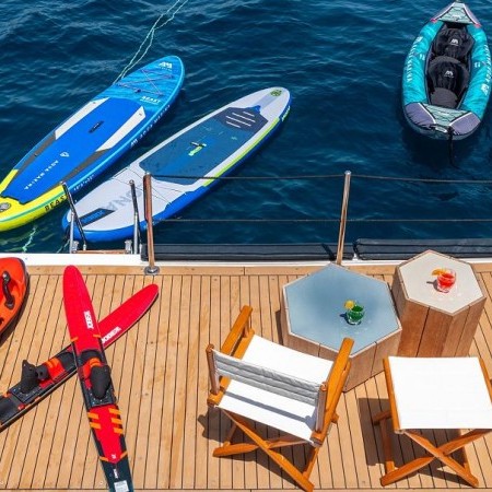 swim platform and toys